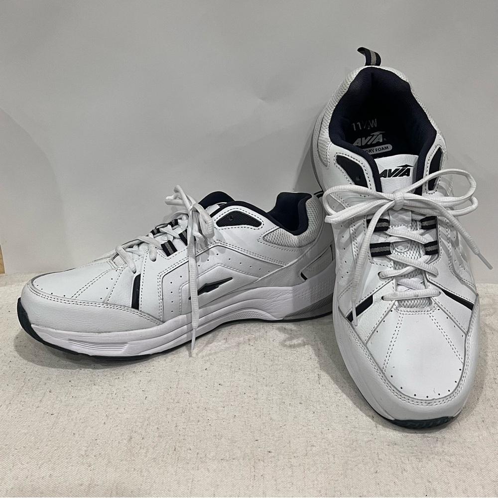 Avia Quickstep Walking Shoes Men’s size 11.5w White Leather Memory Foam